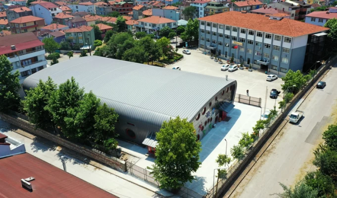 Körfez Orhangazi Anadolu Lisesi Spor Salonu
